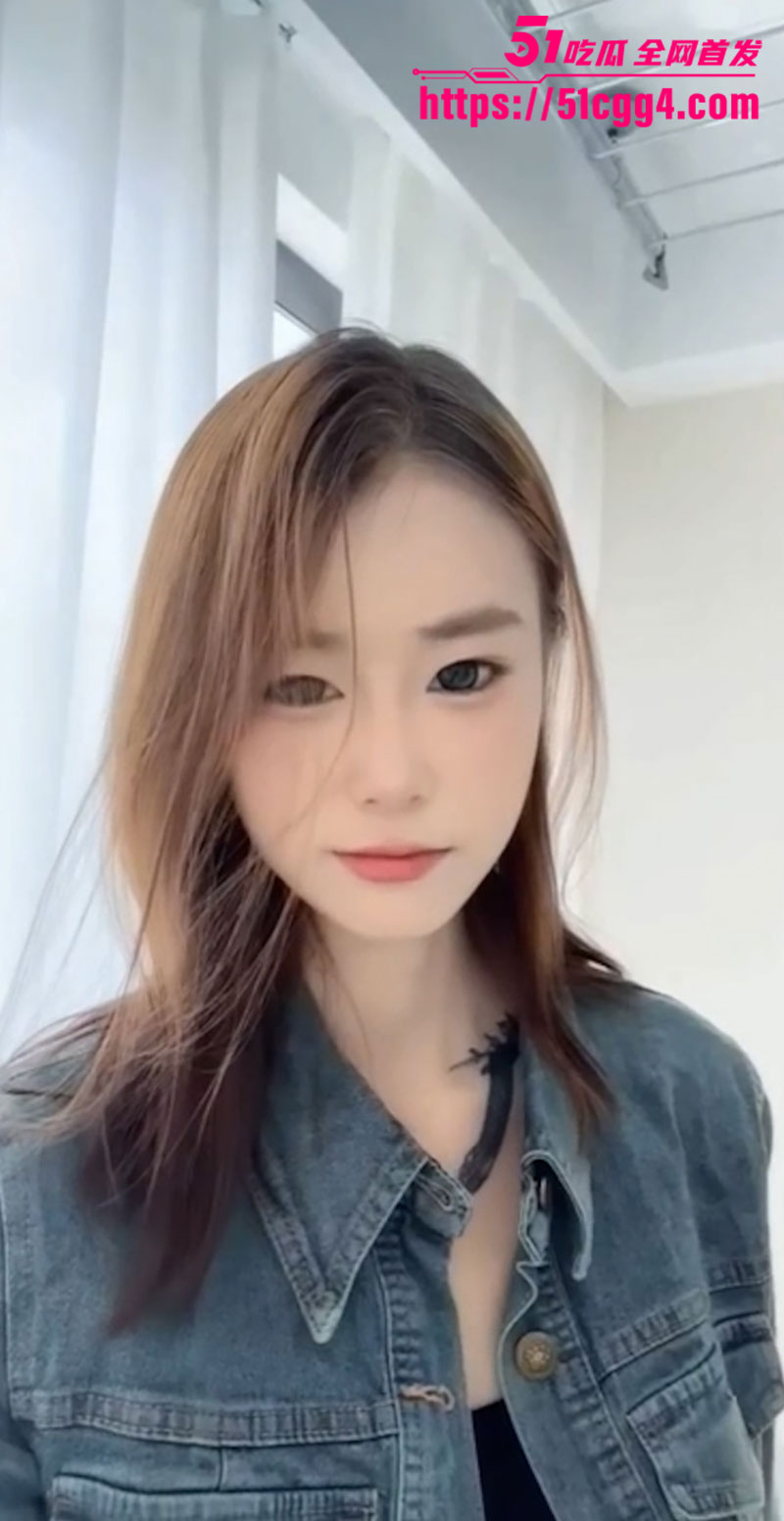 抖音网红小坎被金主调教爆操1