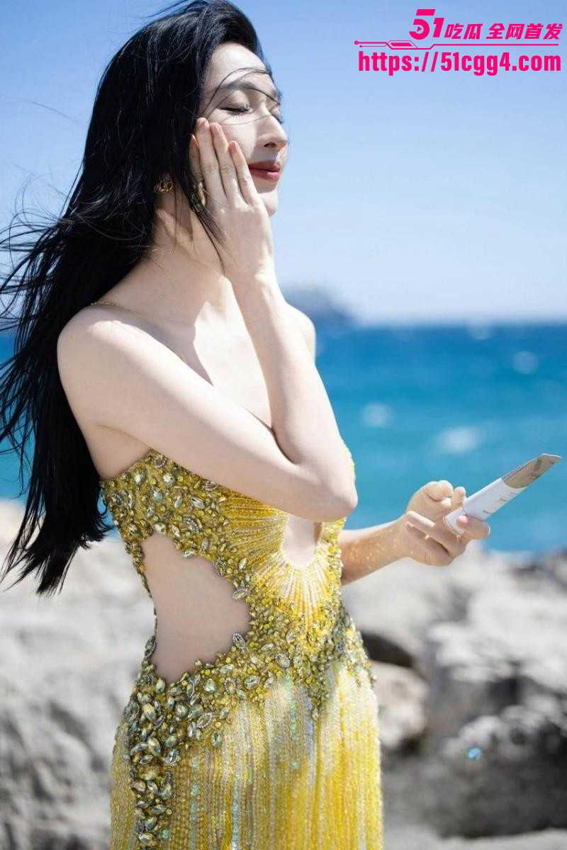 张俪车内约会杨旭文人设塌房05