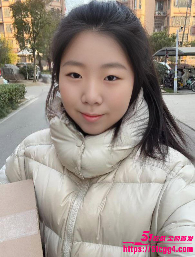 王枣霞圆珠笔插逼1