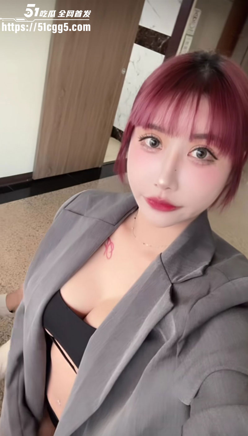 TikTok网红博主杏妮6