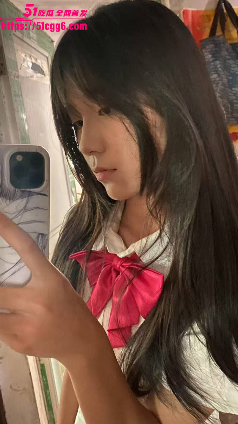 何欣华与男友性爱视频3