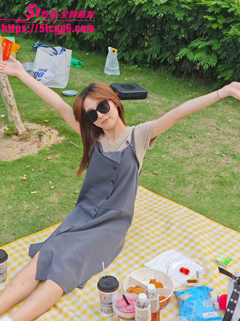 许梓与男友性爱视频3