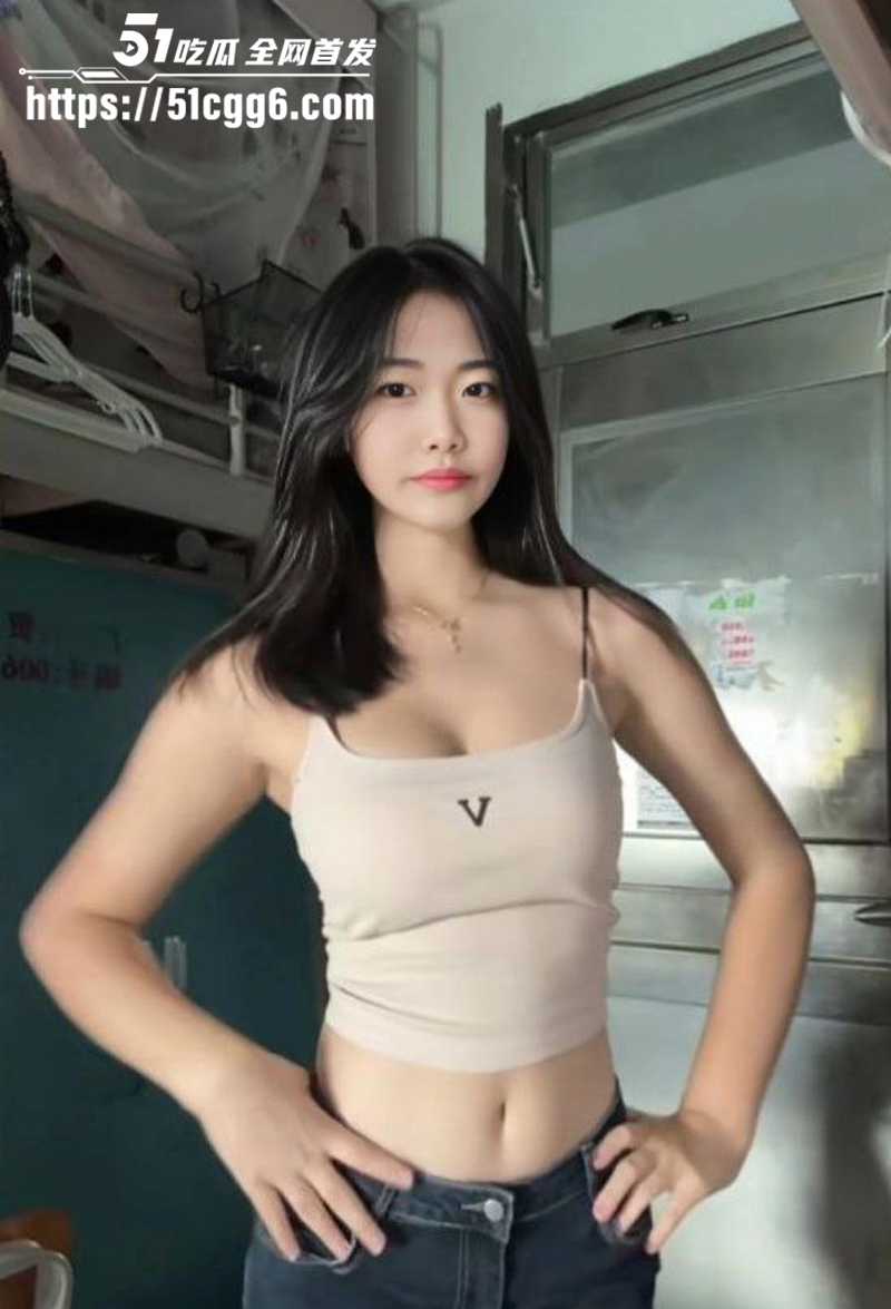 广东大二清纯少女杨云菲裸贷视频流出1拷贝