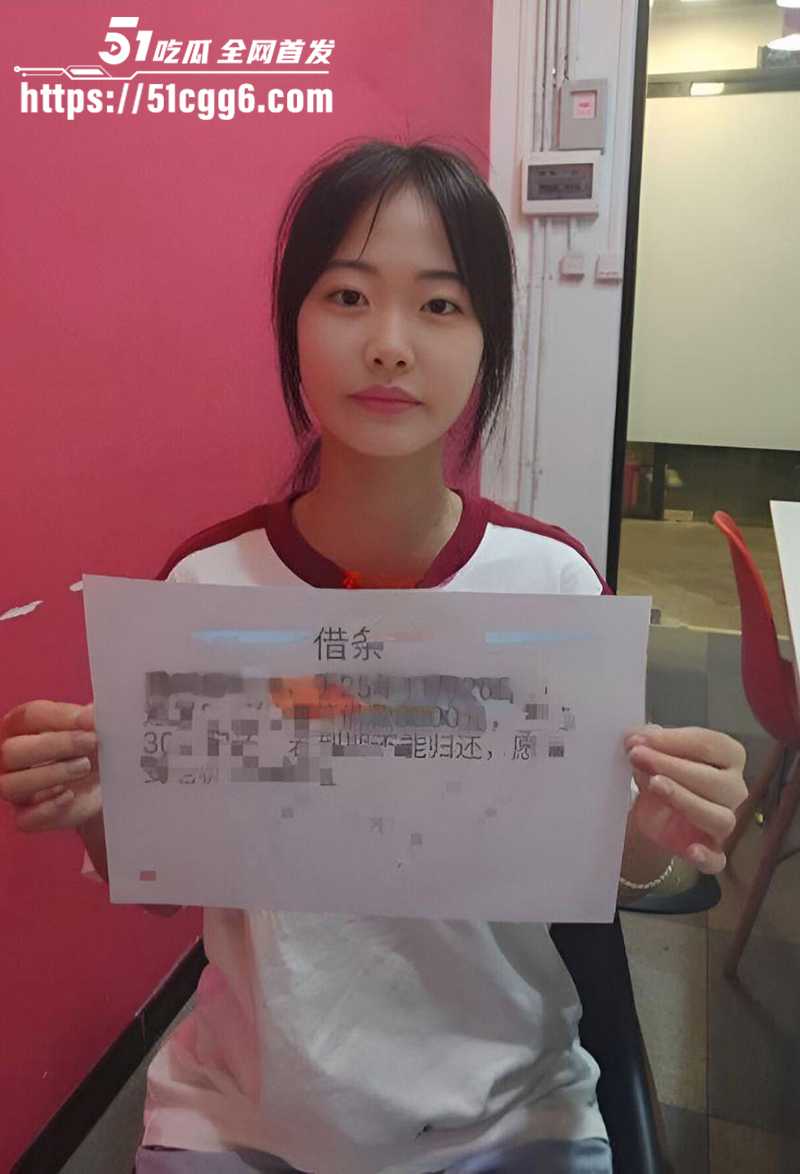 广东大二清纯少女杨云菲裸贷视频流出5拷贝