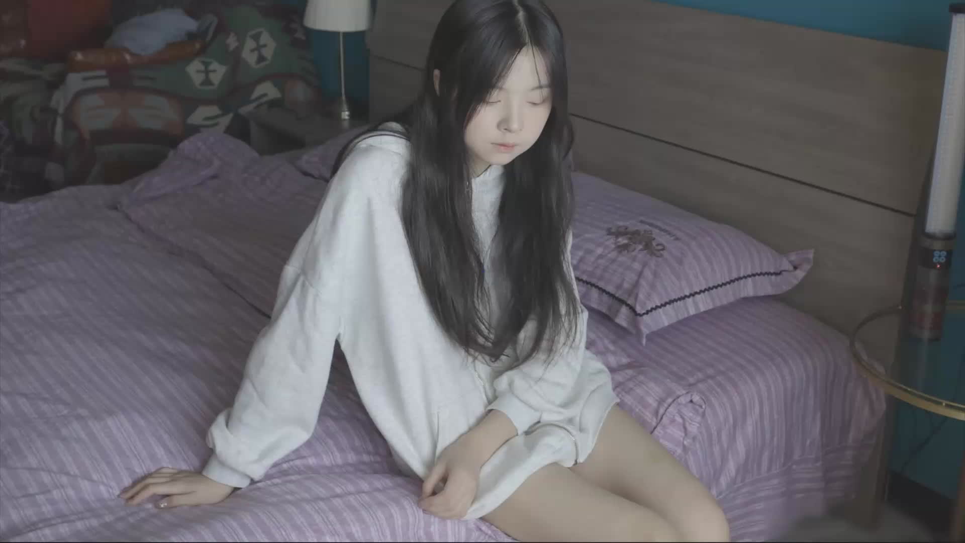 推特 林書辭 眼鏡清純美少女 手足交自摸 畫面相當誘惑 A片